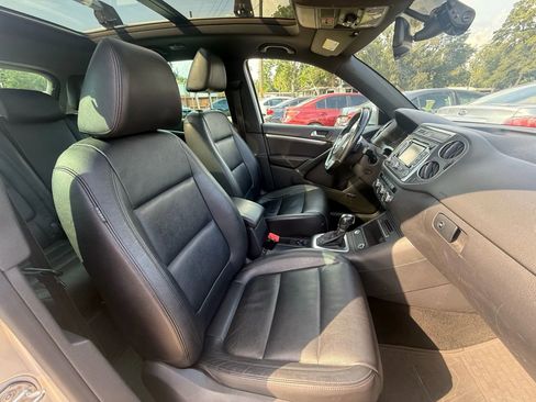 Used 2014 Volkswagen Tiguan R-Line image 8