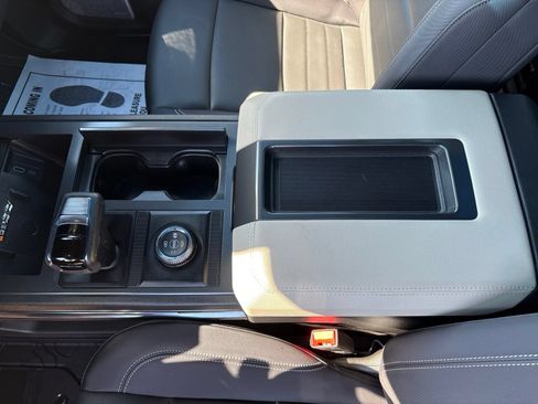 Used 2026 GMC Hummer EV SUV AWD/4WD image 18