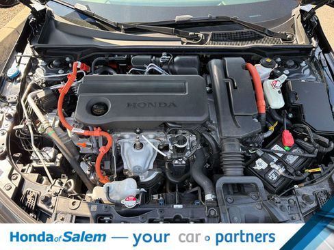 Used 2025 Honda Civic Sport image 9