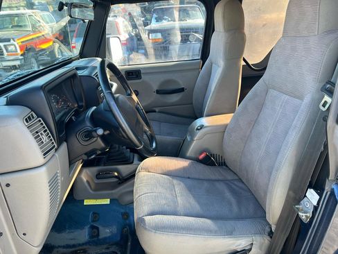 Used 2003 Jeep Wrangler Sport image 12