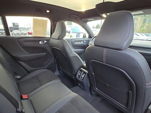 Certified 2023 Volvo C40 P8 Recharge Plus image 8