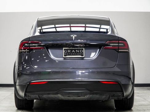 Used 2022 Tesla Model X image 13