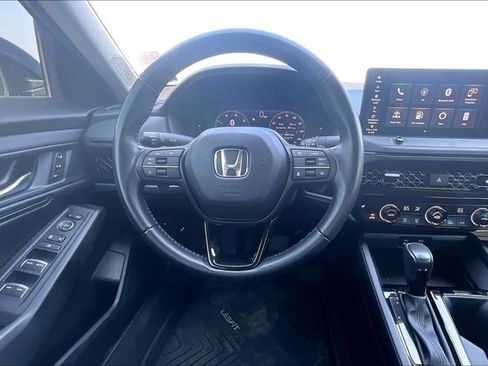 Used 2023 Honda Accord EX-L image 8