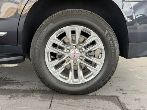 Used 2023 GMC Yukon SLT image 8