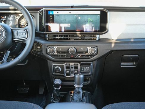 New 2026 Jeep Gladiator Sport AWD/4WD image 14