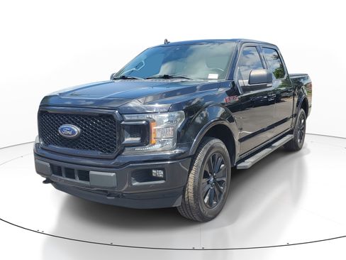 Used 2019 Ford F150 XLT w/ Equipment Group 302A Luxury AWD/4WD image 4