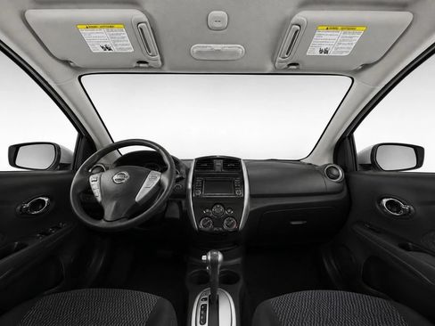 Used 2017 Nissan Versa SV FWD image 11