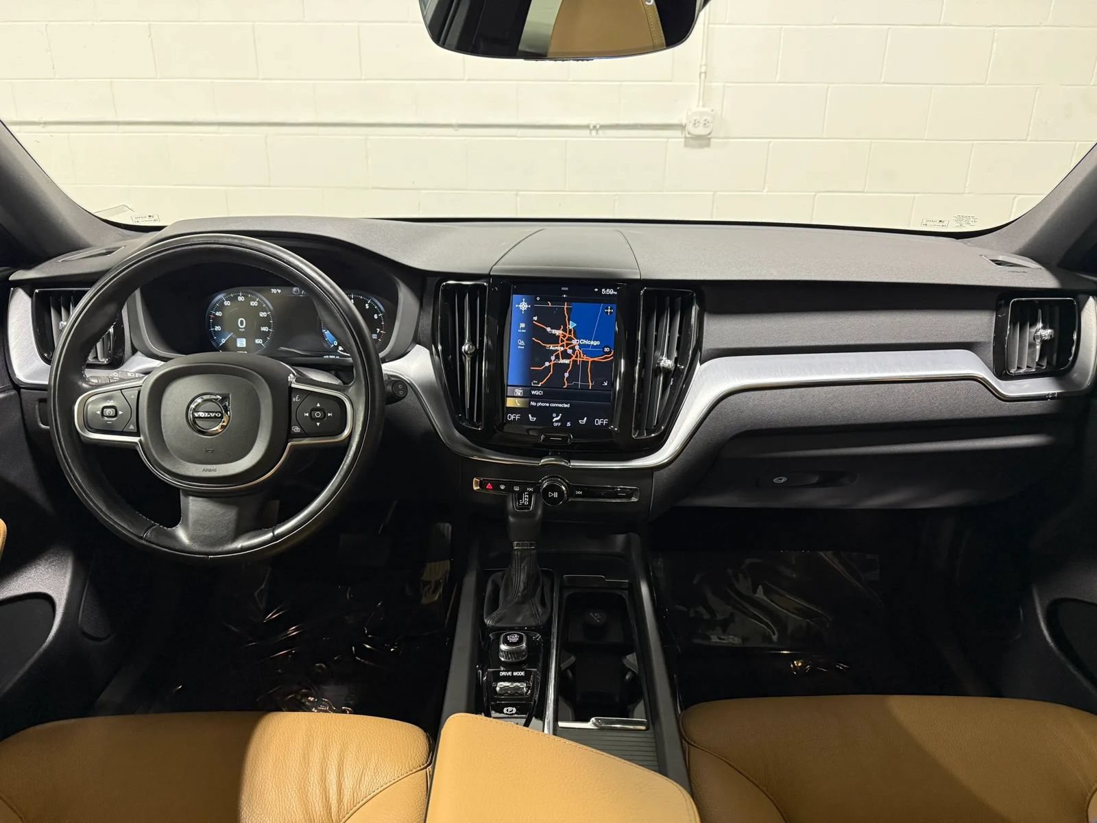 Used 2020 Volvo XC60 T5 Momentum AWD/4WD image 34
