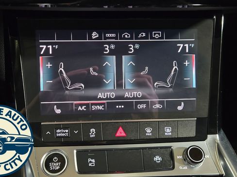 Used 2021 Audi e-tron Premium image 16