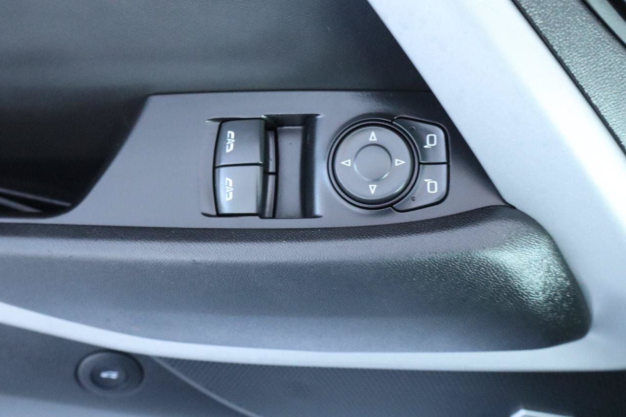 Used 2019 Chevrolet Camaro LT w/ Technology Package RWD image 28