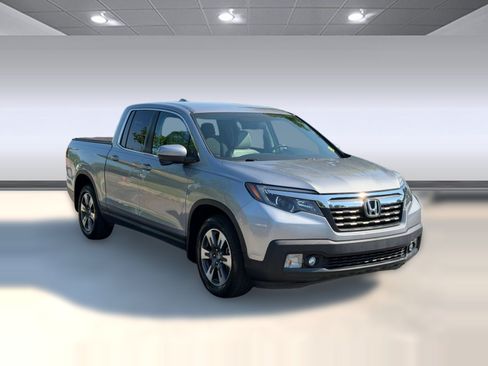 Used 2017 Honda Ridgeline RTL-T image 7