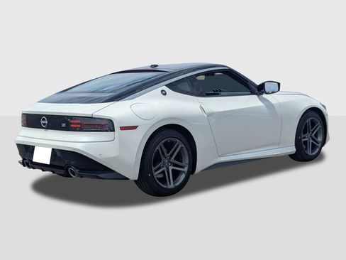 New 2027 Nissan Z Performance w/ Essentials Package (Sport) RWD image 5
