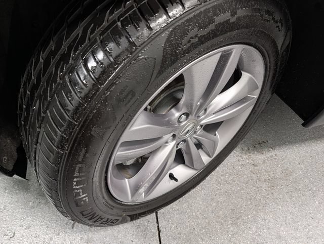 Used 2023 Acura MDX SH-AWD image 9