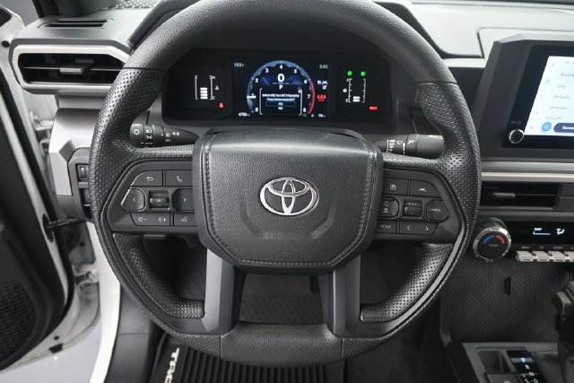 Used 2024 Toyota Tacoma SR5 AWD/4WD image 5