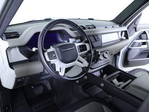 Used 2021 Land Rover Defender 110 X-Dynamic HSE image 21