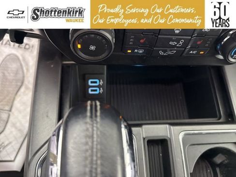 Used 2017 Ford F150 XLT w/ Equipment Group 302A Luxury image 38