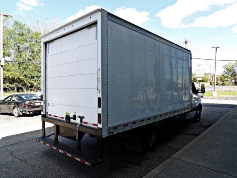 Used 2019 Mercedes-Benz Sprinter 170 image 6