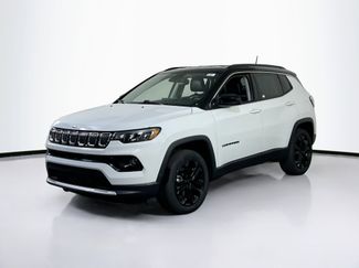 Used 2022 Jeep Compass Limited video 1