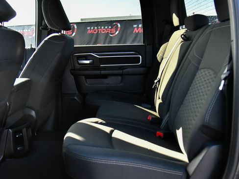 Used 2025 RAM 2500 Big Horn image 39