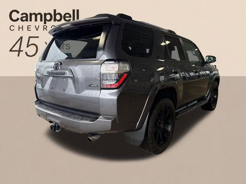 Used 2022 Toyota 4Runner SR5 Premium w/ Moonroof Package RWD image 12