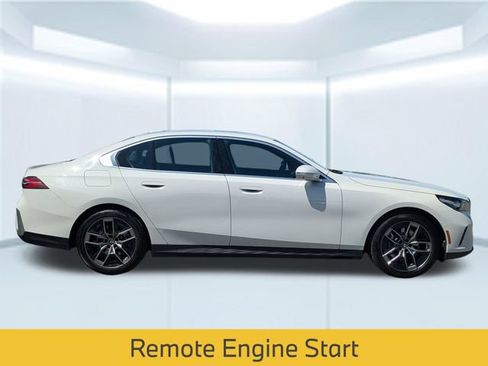Used 2026 BMW 530i RWD image 8