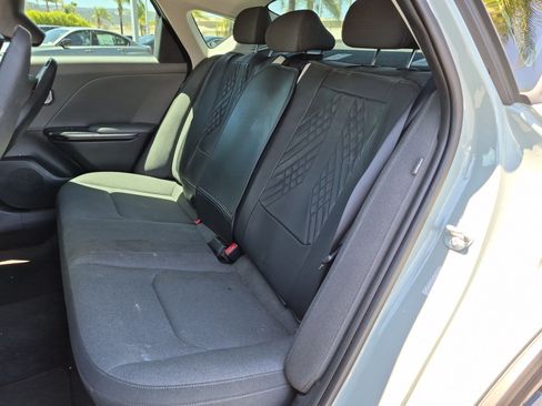 Used 2025 Kia K4 FWD image 29