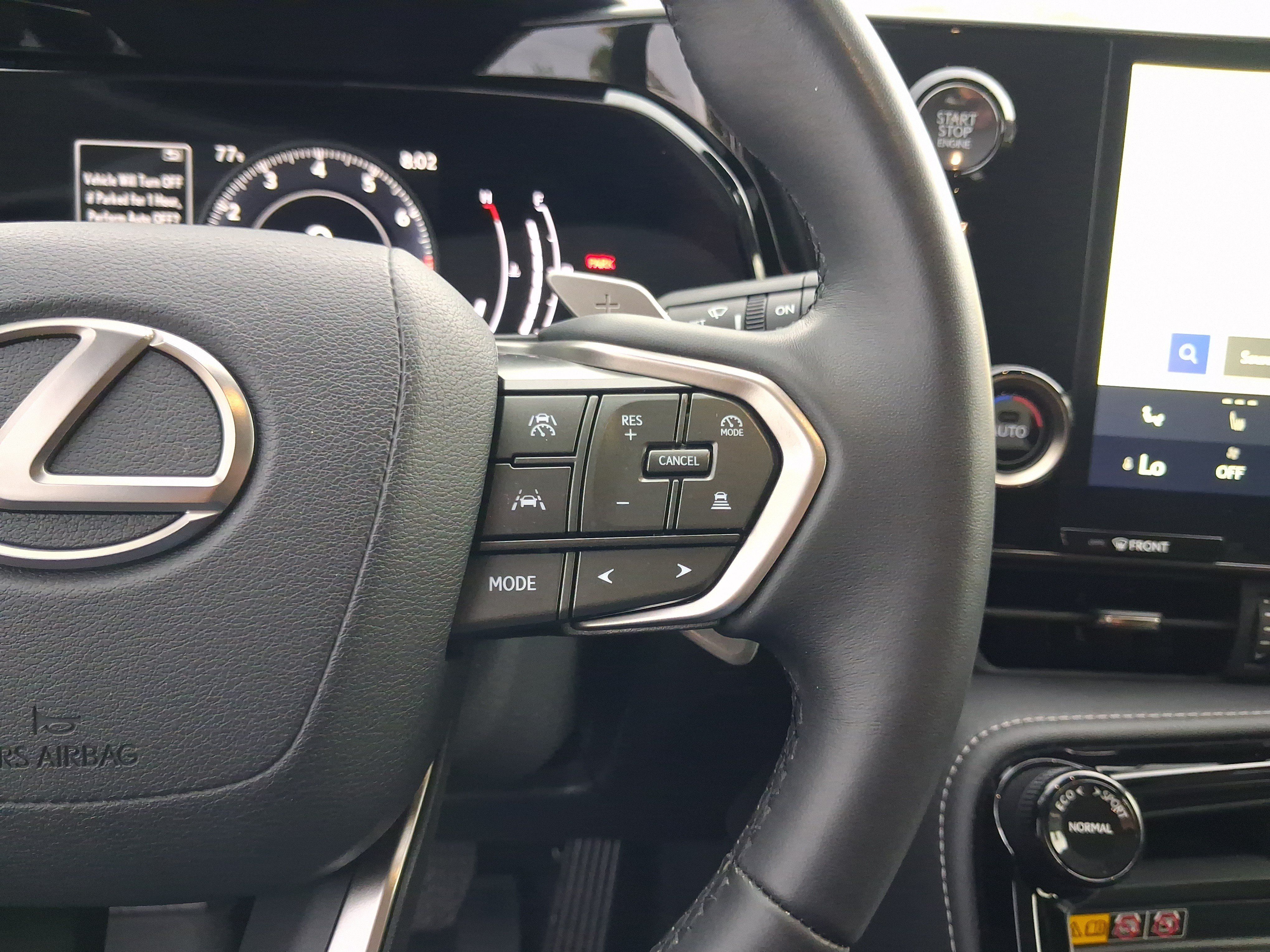 Used 2025 Lexus NX 250 FWD w/ Towing Package (2000 Lbs) image 18