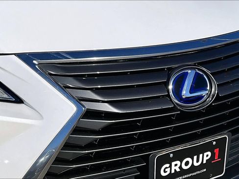 Used 2016 Lexus RX 450h AWD image 27