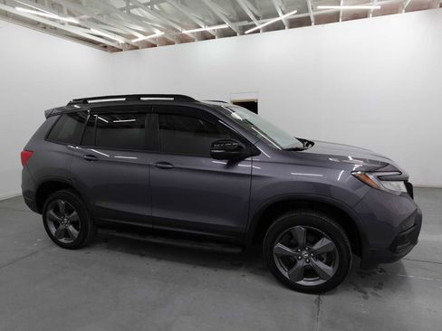 Used 2019 Honda Passport Touring image 4