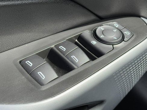 Used 2024 Chevrolet Trax RS w/ Driver Confidence Package image 16