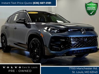 Used 2025 Volkswagen Tiguan SE R-Line