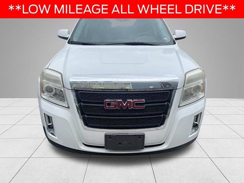 Used 2013 GMC Terrain SLE w/ LPO, Protection Package AWD/4WD image 2