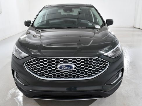Used 2023 Ford Edge SEL w/ Convenience Package image 3