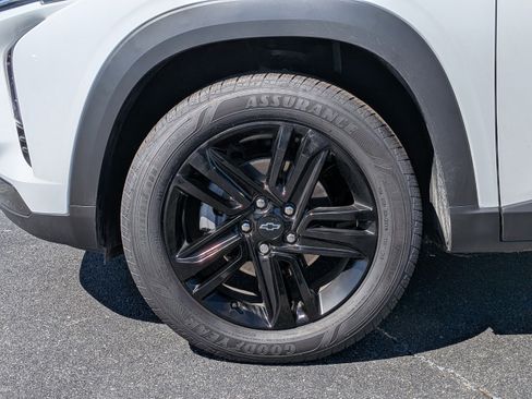 Used 2025 Chevrolet Trax ACTIV w/ Driver Confidence Package image 28