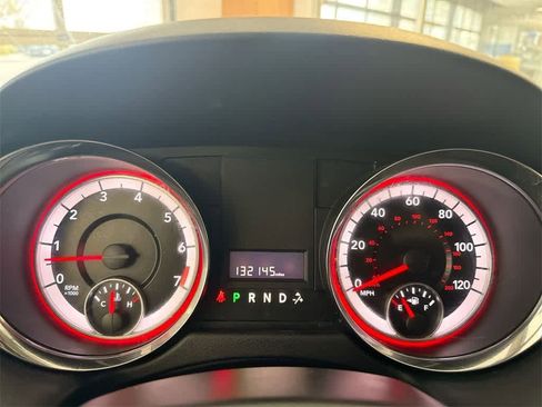 Used 2015 Dodge Grand Caravan SE w/ Quick Order Package 29E SE image 31