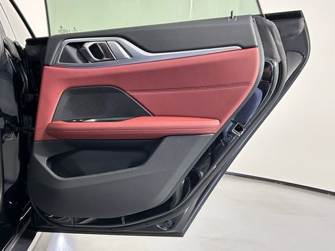 Used 2023 BMW i4 eDrive35 w/ Premium Package image 12