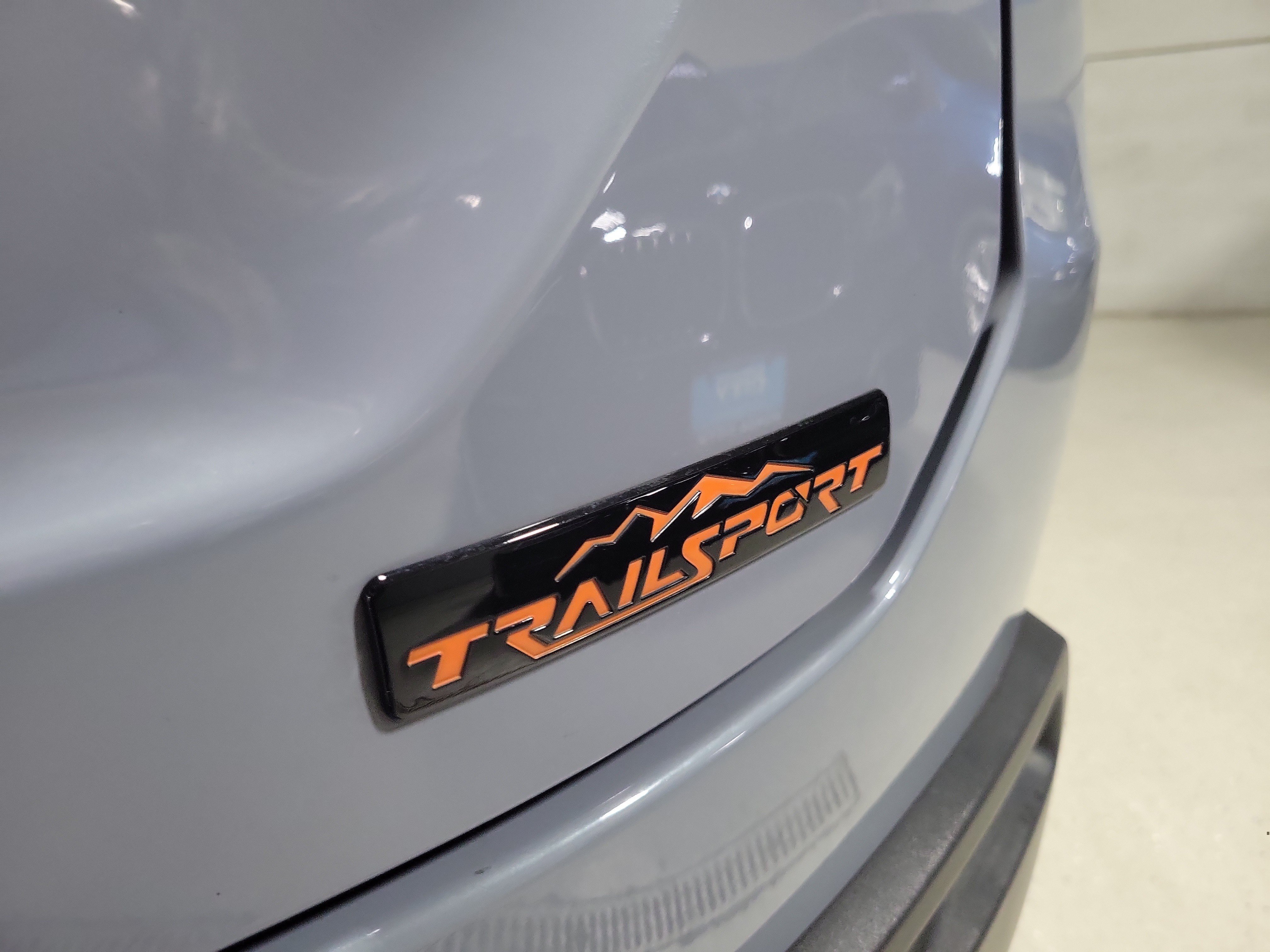 Used 2025 Honda Pilot TrailSport image 11