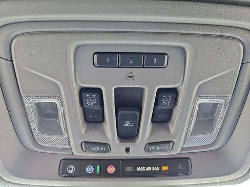 Used 2023 GMC Sierra 1500 Denali w/ Denali Reserve Package AWD/4WD image 44