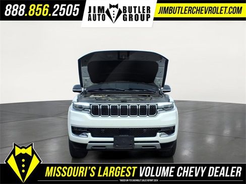 Used 2024 Jeep Wagoneer L Series II w/ Flexible Seating Group image 25