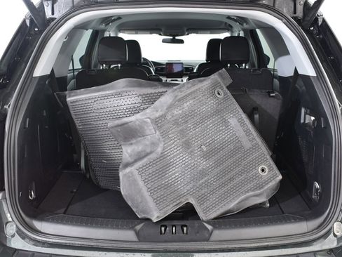 Used 2023 Ford Explorer XLT w/ Equipment Group 202A image 21