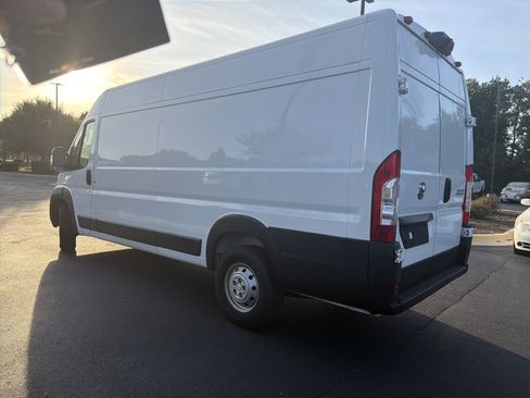 Used 2023 RAM ProMaster 3500 w/ Driver Convenience Group FWD image 6