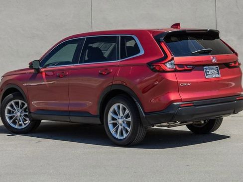 Used 2023 Honda CR-V EX image 3