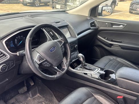 Used 2016 Ford Edge SEL w/ Equipment Group 201A image 5