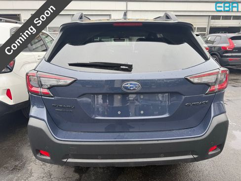 Used 2025 Subaru Outback Onyx Edition image 5