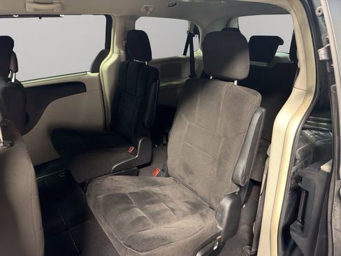 Used 2012 Dodge Grand Caravan Crew w/ Crew Value Pkg image 16