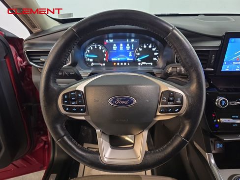Used 2021 Ford Explorer Limited w/ Equipment Group 301A image 15