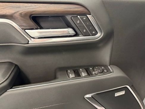 New 2026 GMC Sierra 1500 SLT w/ SLT Premium Plus Package image 14