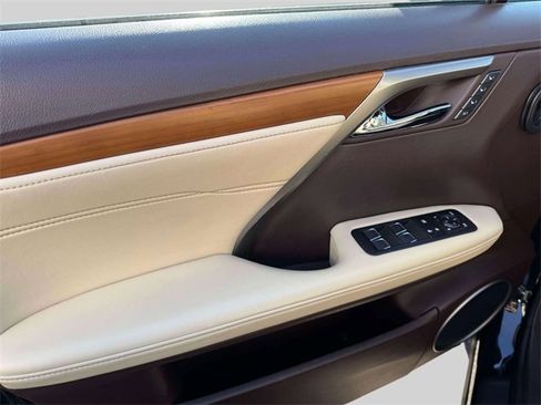 Used 2019 Lexus RX 350 AWD image 17