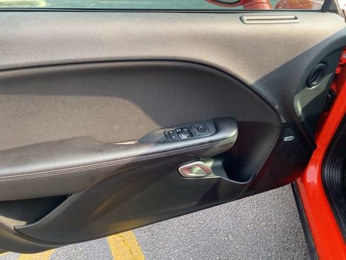 Used 2018 Dodge Challenger R/T Scat Pack RWD image 19