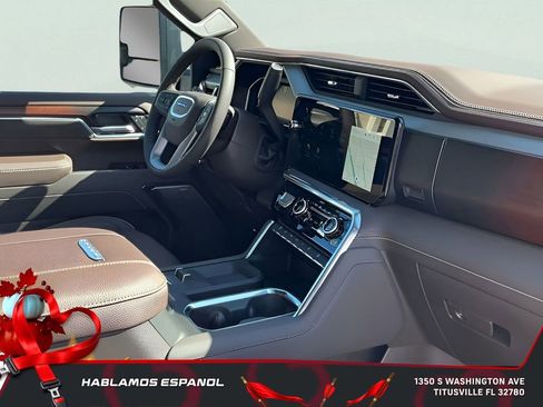 New 2026 GMC Sierra 2500 Denali w/ Denali Reserve Package image 20